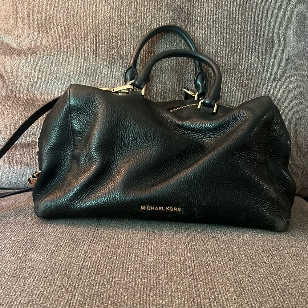 Black Michael Kors Leather Shoulder Bag